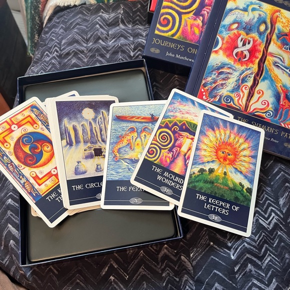 Celtic Shamans oracle deck only opened to photograph. Stunning artwork - Picture 5 of 9